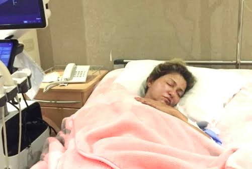 إصابة علا غانم بنزيف وارتجاج في المخ وكسور في العظام وأول صورة لها بالمستشفى